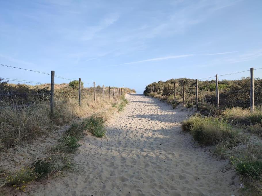 4-Persoons Appartement Met Een Mooi Uitzicht De Panne Kültér fotó
