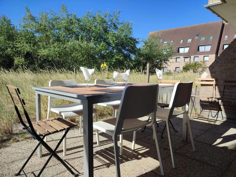 4-Persoons Appartement Met Een Mooi Uitzicht De Panne Kültér fotó
