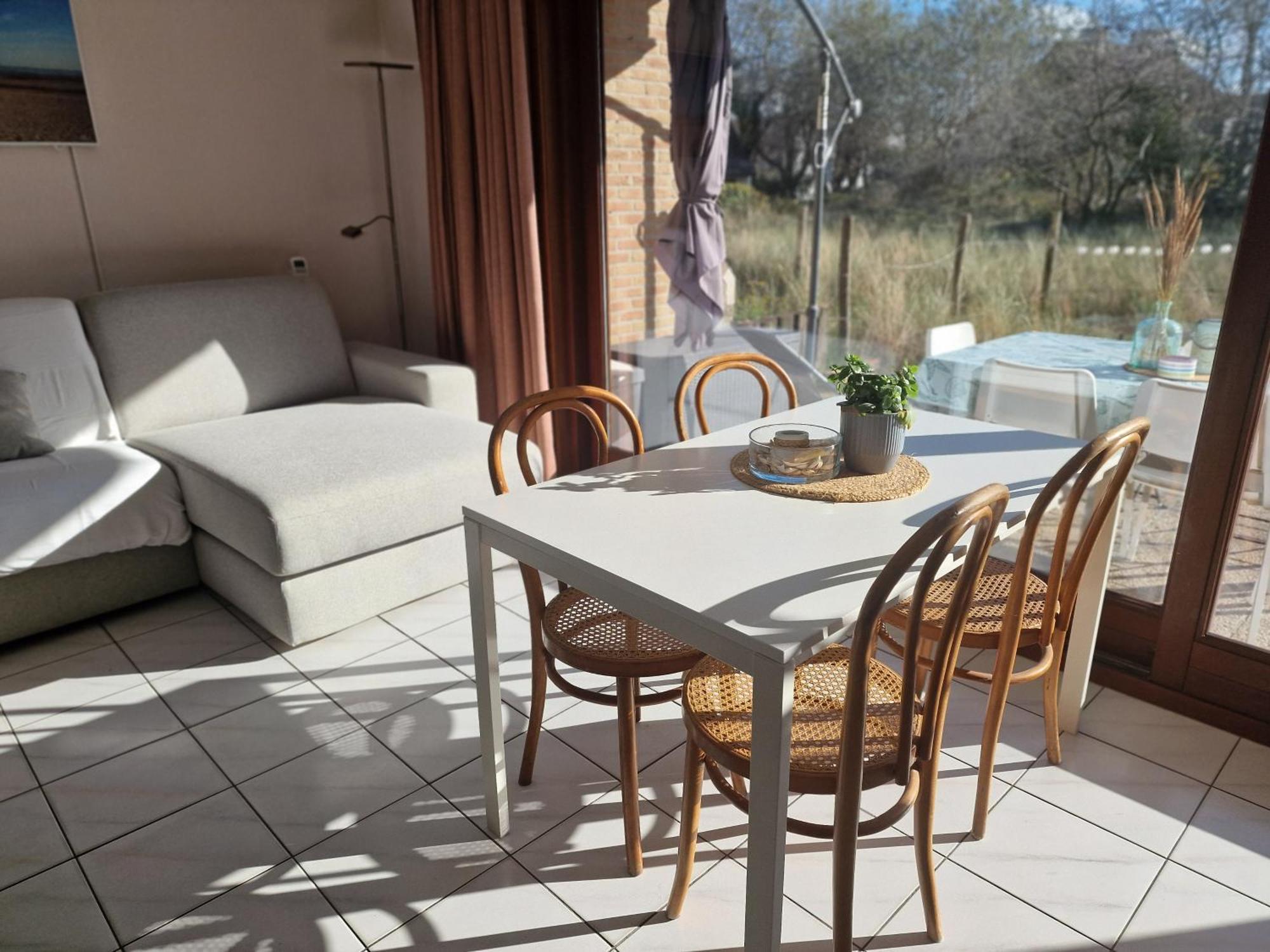 4-Persoons Appartement Met Een Mooi Uitzicht De Panne Szoba fotó